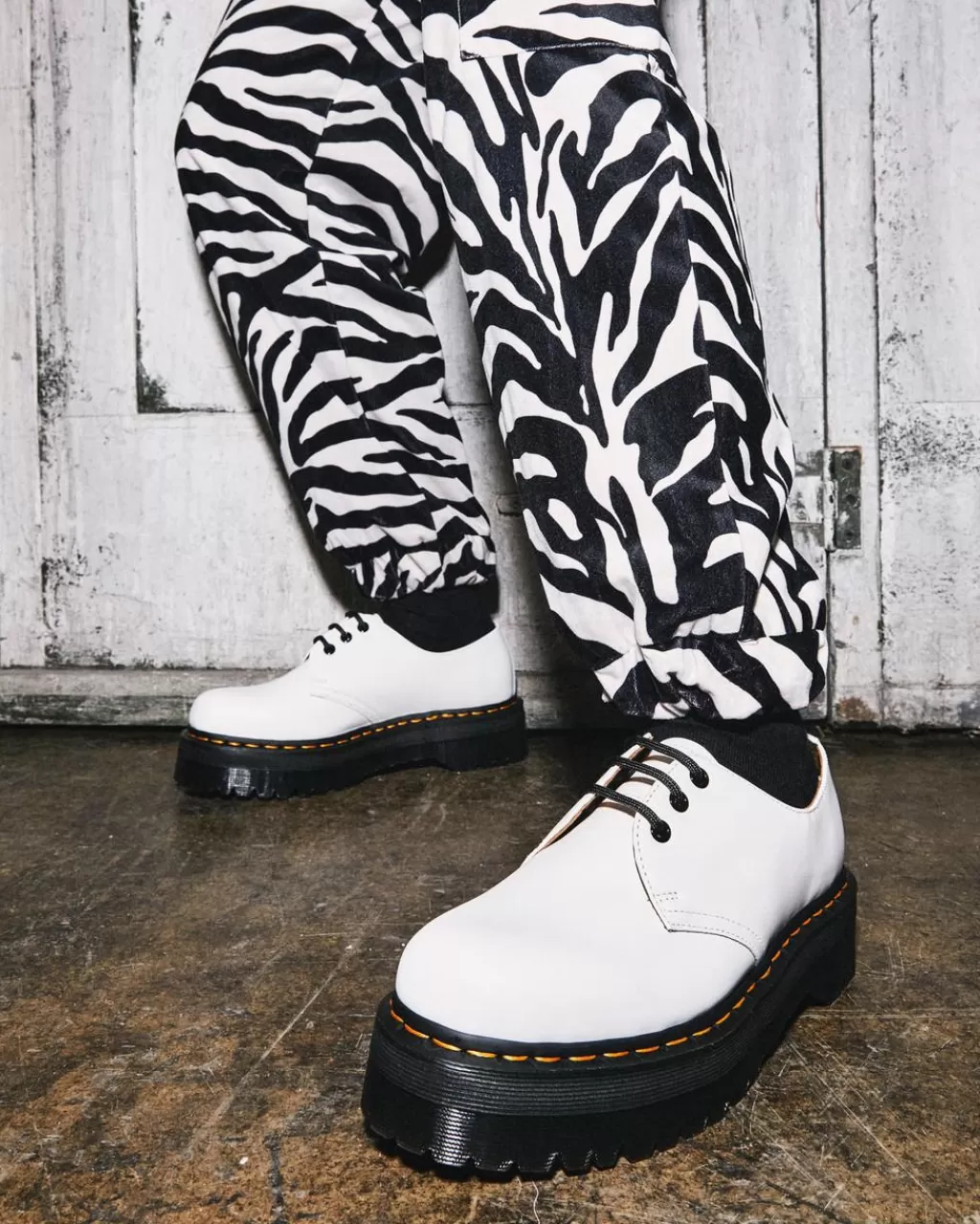 Clearance Dr Martens 1461 Quad-Platformsko I Smooth Laeder White Polished Smooth26492100