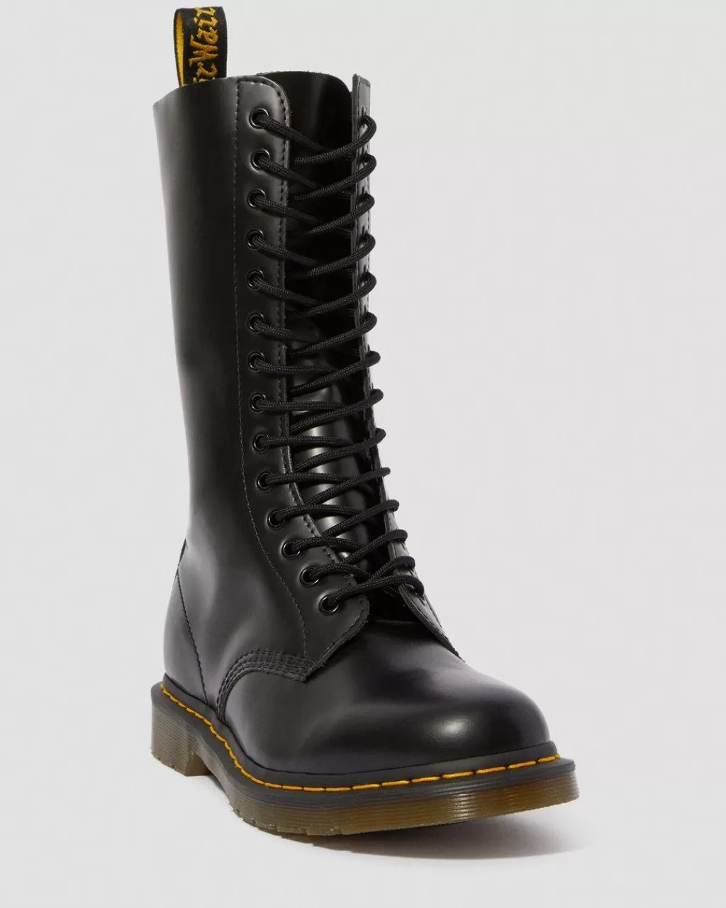 Shop Dr Martens 210 Cm Runde Snørebånd (12-14 Snorehuller) Blackac059001