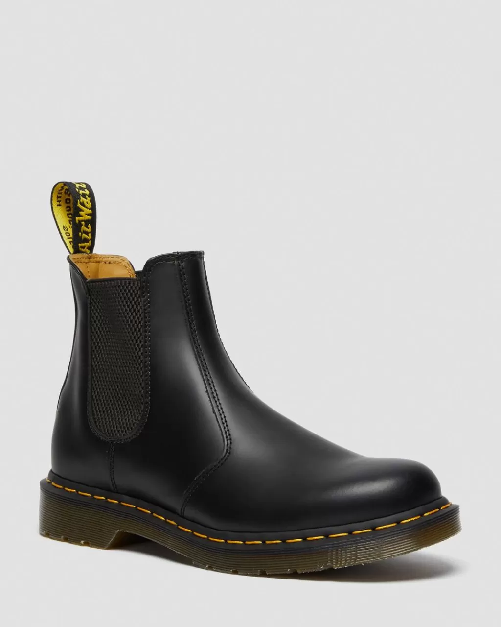 Fashion Dr Martens 2976 Chelsea-Støvler I Smooth Laeder Med Gul Syning Black Smooth22227001