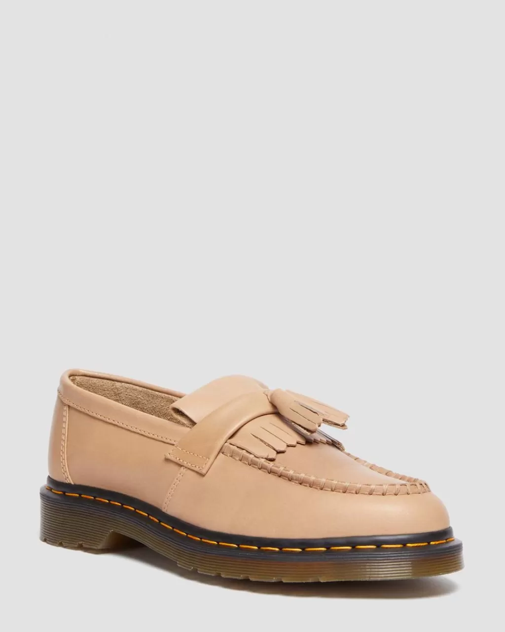 Clearance Dr Martens Adrian-Loafers I Carrara-Laeder Med Kvast Beige Carrara30686250