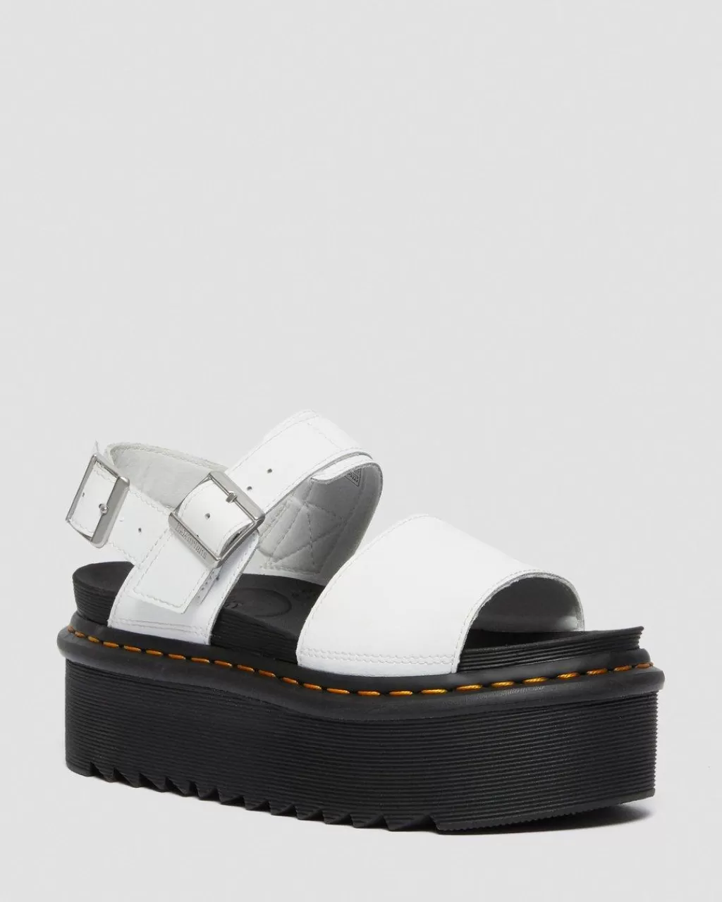 New Dr Martens Voss Quad Platform Laedersandaler Med Rem White Hydro26725100